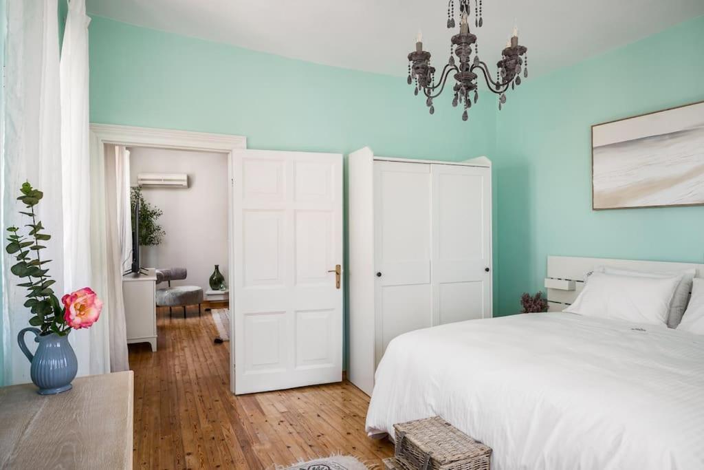 Infinite Residences - Location, Tradition And Comfort * Corfu (city)
